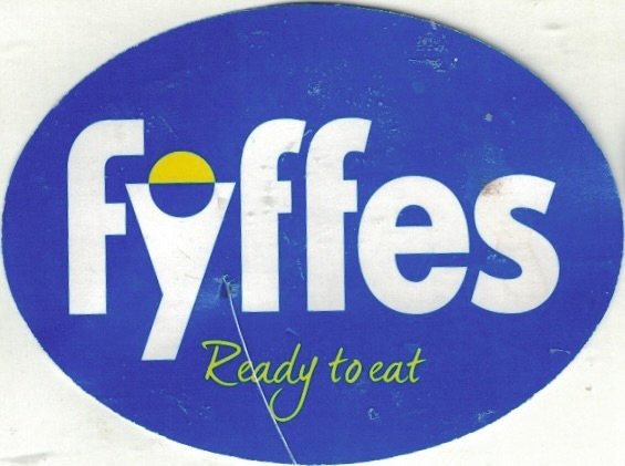Fyffes ready to eat pineapples are a good source of vitamin c product of costa rica 8 5397005022041
