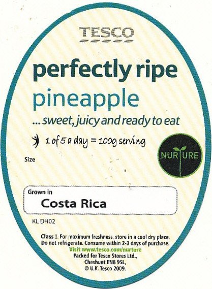 tesco perfectly ripe pineapple costa rica KL DH02<10069165>